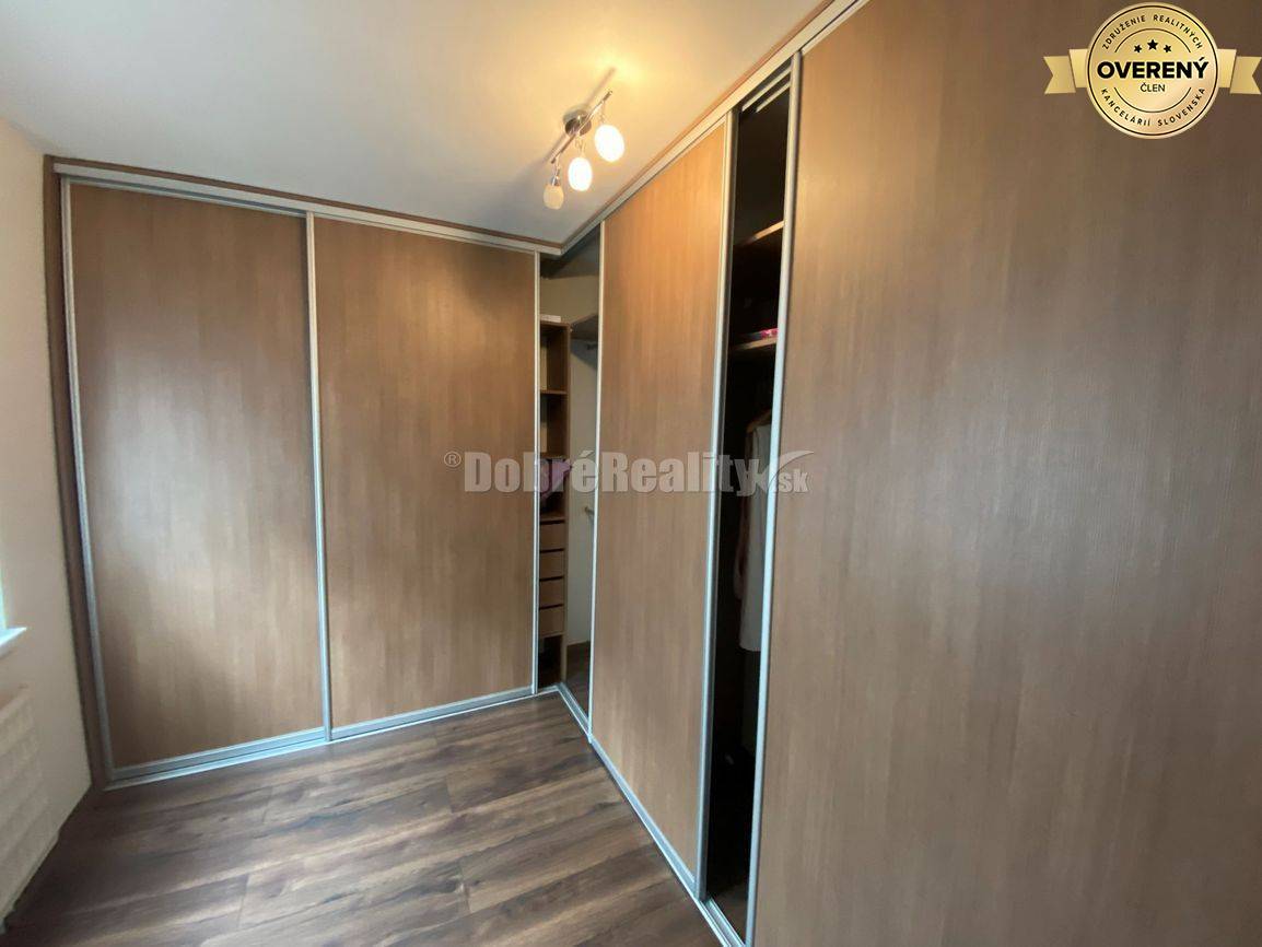 DOBRÉ REALITY ponúkajú na predaj luxusný, zariadený 4-izbový byt v Rim