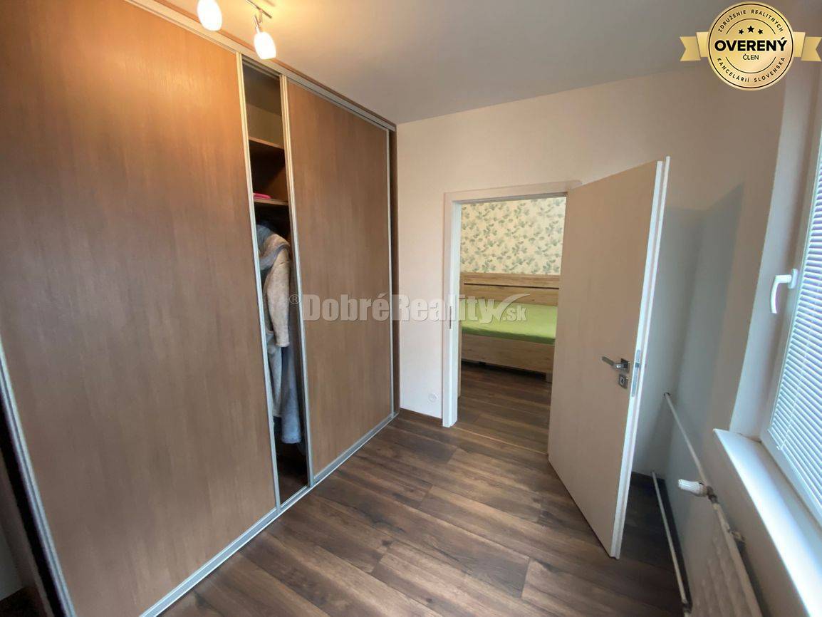 DOBRÉ REALITY ponúkajú na predaj luxusný, zariadený 4-izbový byt v Rim