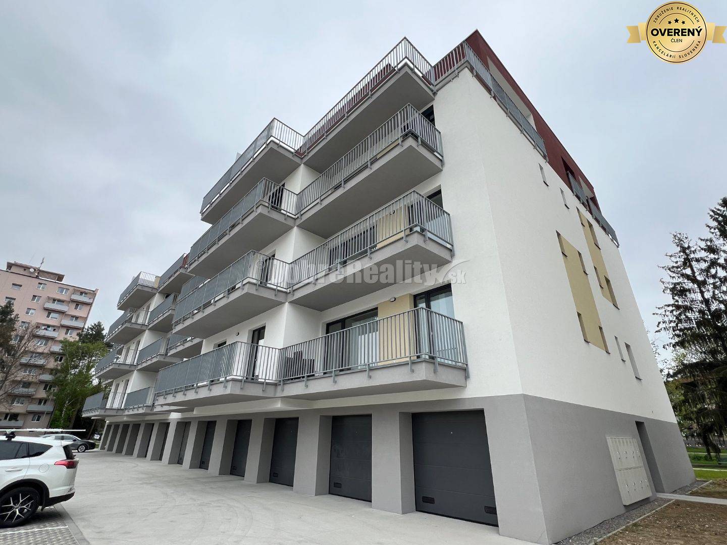 Ponukame na predaj nádherný 2 izbovy byt v novostavbe RIVERSIDE.