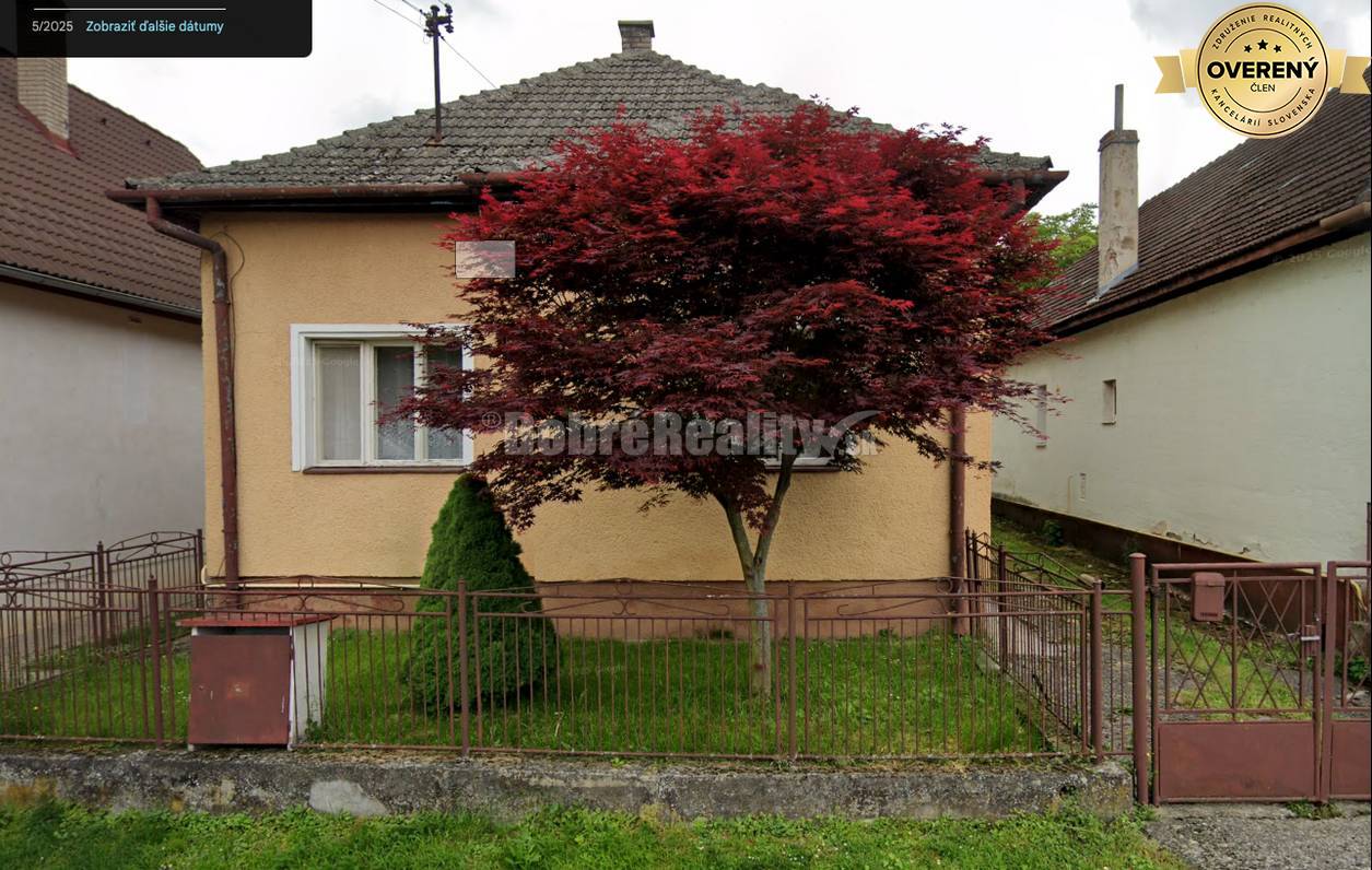 Rodinný  dom s veľkým pozemkom v tichom a krásnom prostredí pod Považs