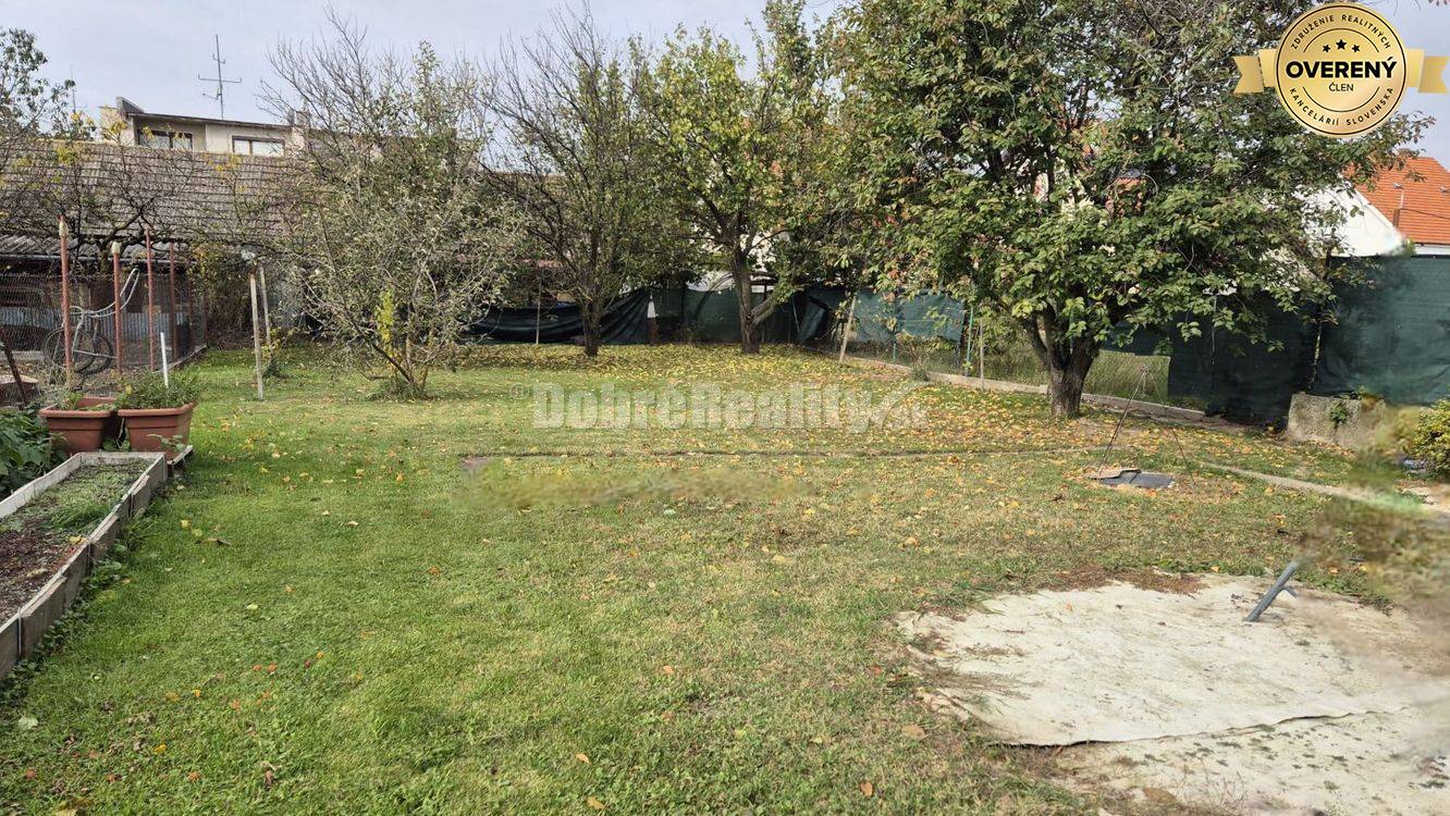 Dobré reality na predaj- nízkoenergetický 2izb. domček v centre