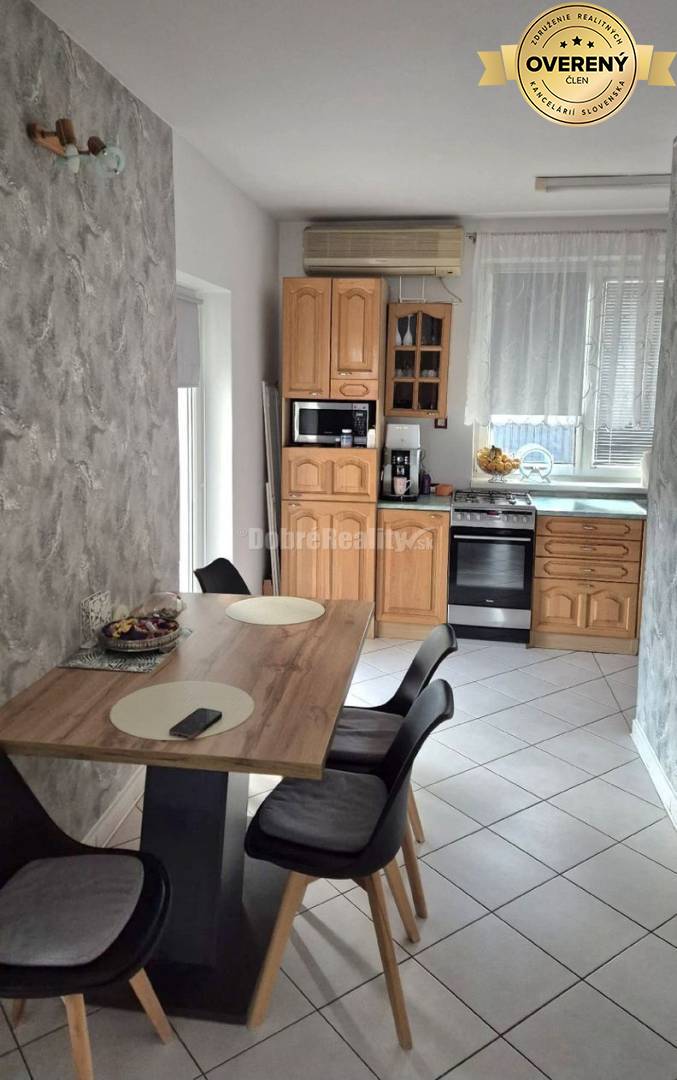 Dobré reality na predaj- nízkoenergetický 2izb. domček v centre