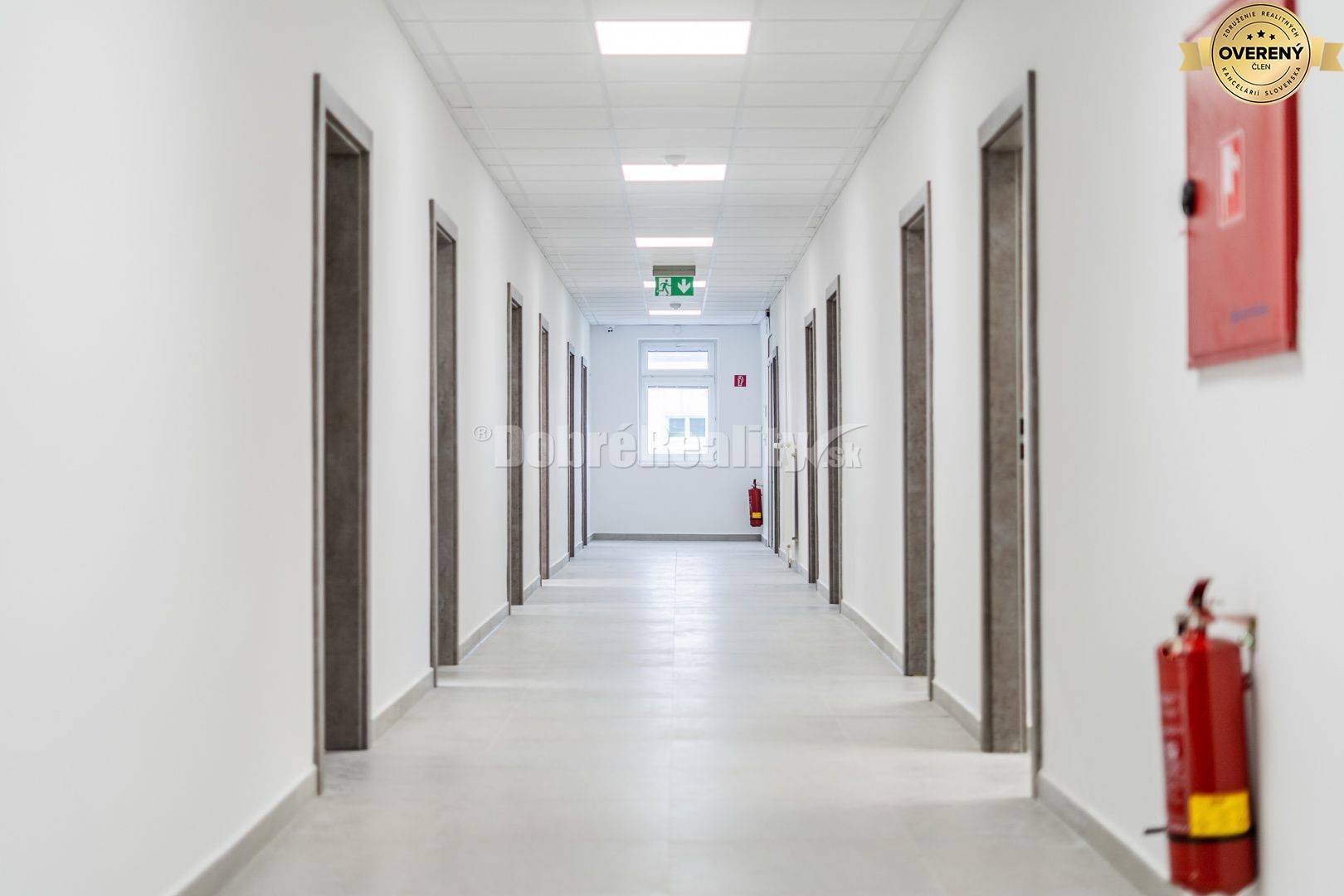 PRENÁJOM: Kancelária s parkovacím miestom, 3B Office - Zvolenská cesta