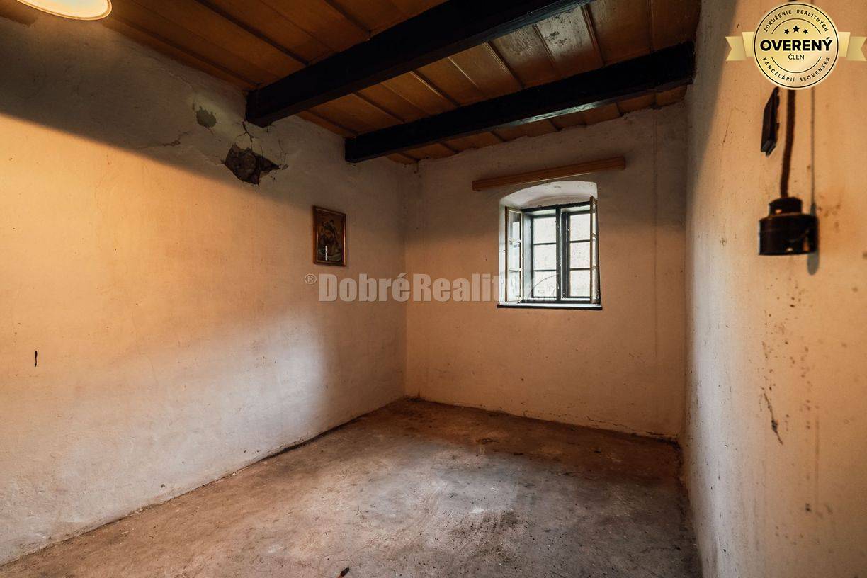 PREDAJ: Historický mlyn s náhonom, obytnou časťou a samostatným domom,