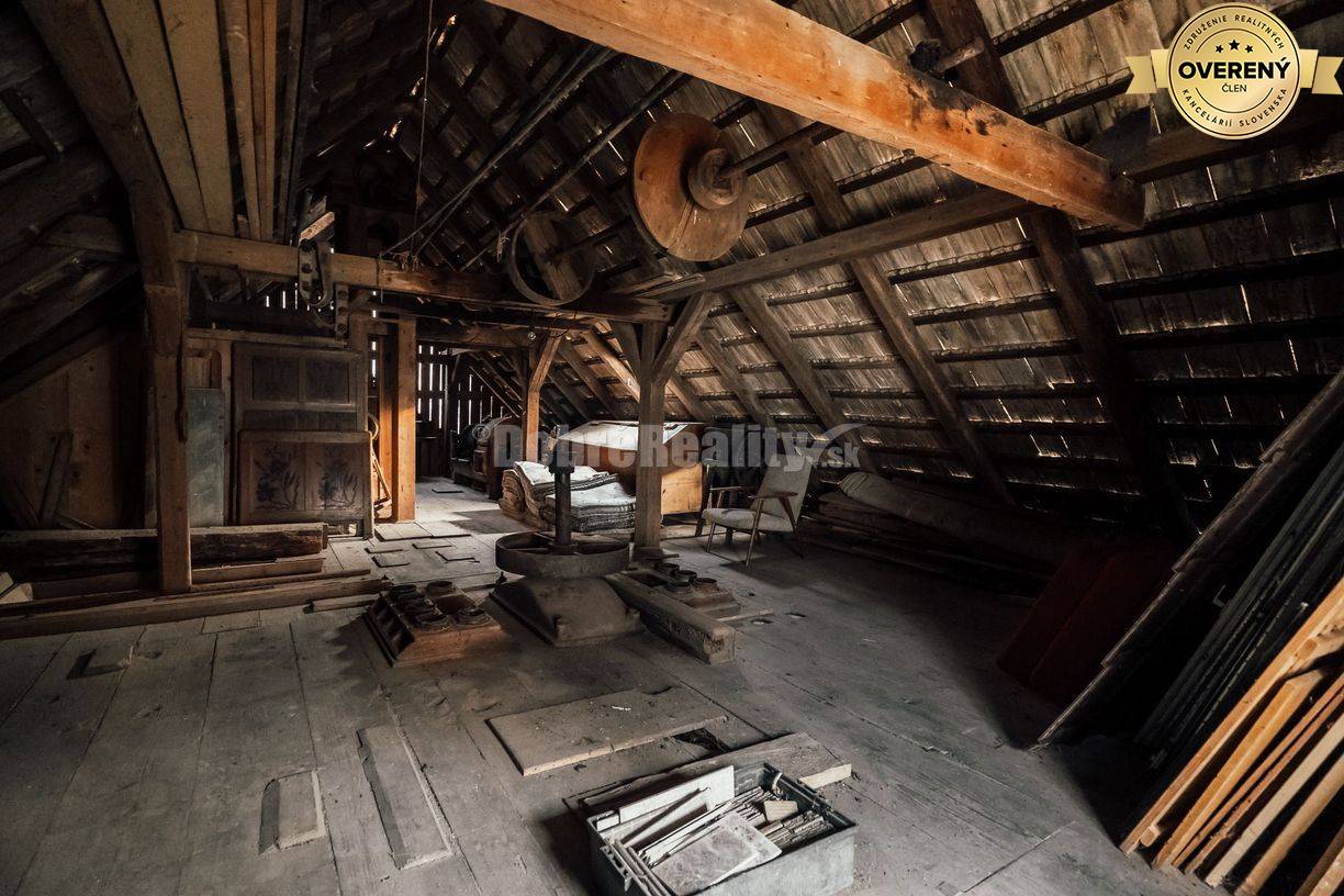 PREDAJ: Historický mlyn s náhonom, obytnou časťou a samostatným domom,