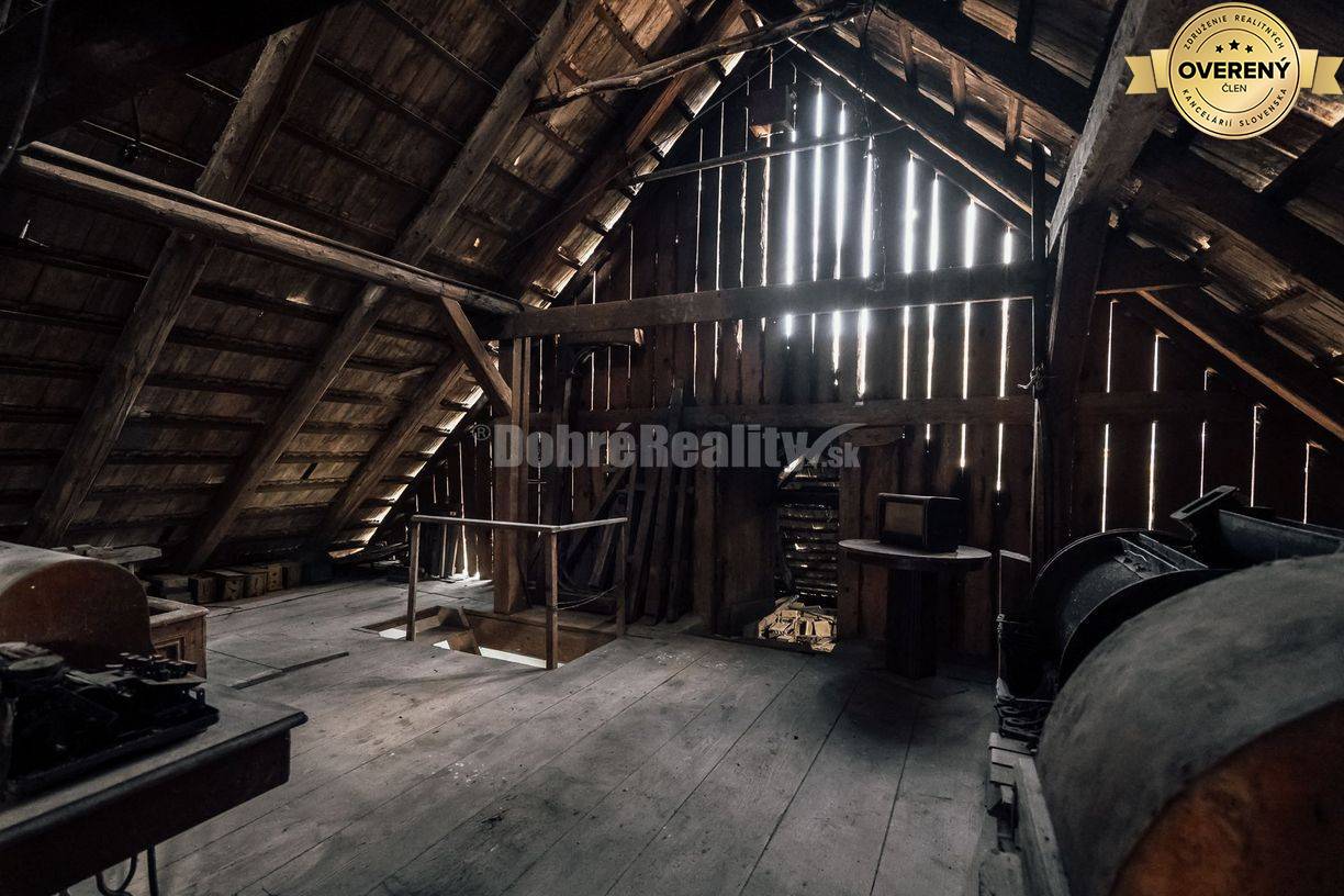 PREDAJ: Historický mlyn s náhonom, obytnou časťou a samostatným domom,