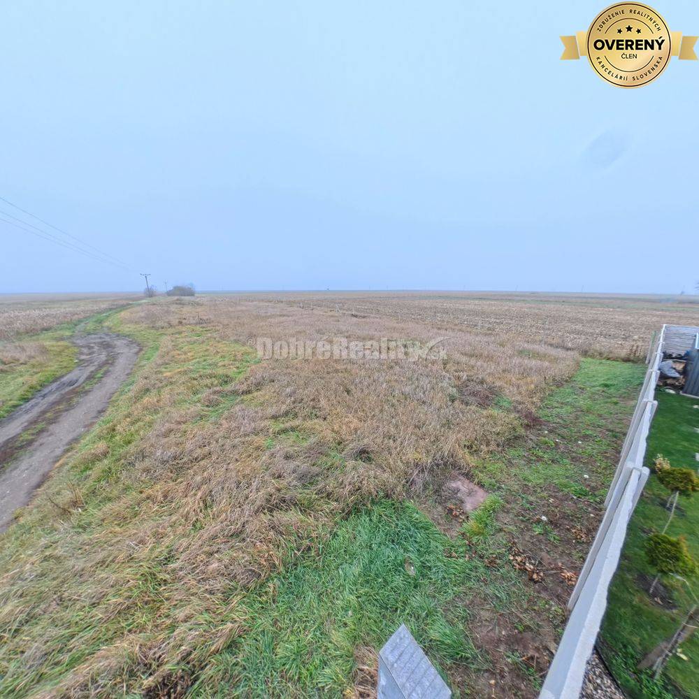 Dobré Reality – Stavebný pozemok 884 m² – Želiezovce, časť Mikulov