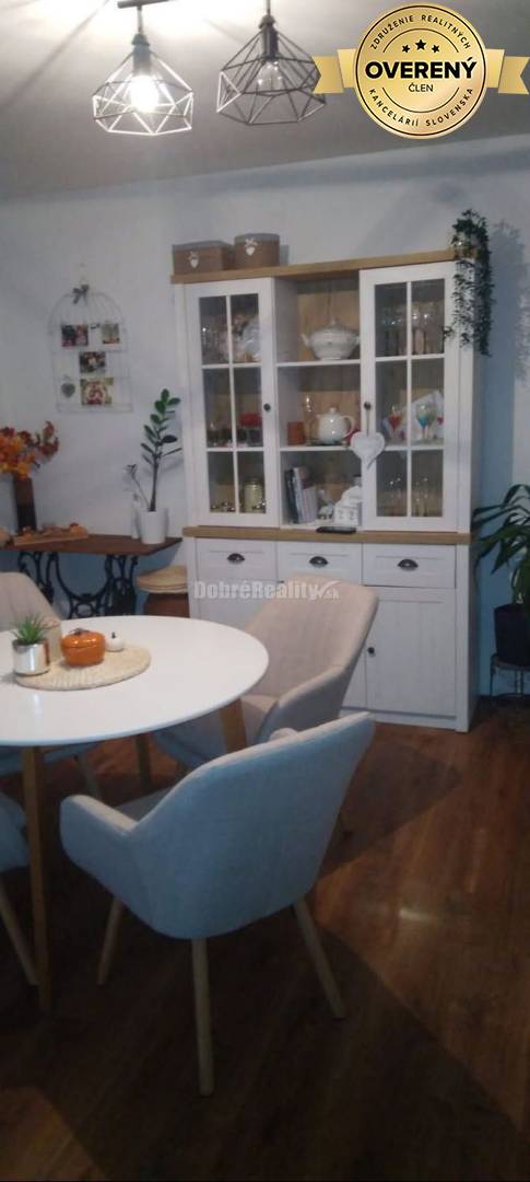 REZERVOVANÝ! Dobré reality vám ponúkajú na predaj rekonštruovaný rodin