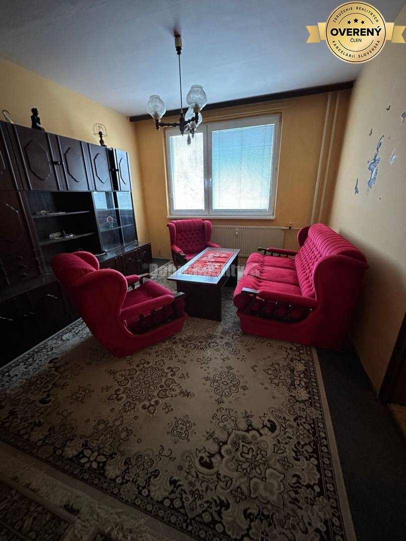 Na predaj 1-izbový byt vo výbornej lokalite.