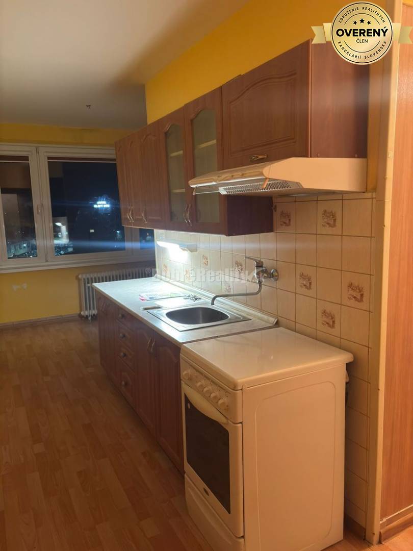 Ponúkame Vám na prenájom 3-izbový byt v centre v Rimavskej Sobote