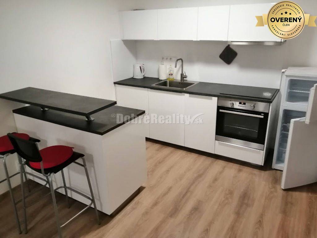 PRENÁJOM: MODERNÝ, ZARIADENÝ 2 IZBOVÝ BYT PRI NEMOCNICI F. D. R.