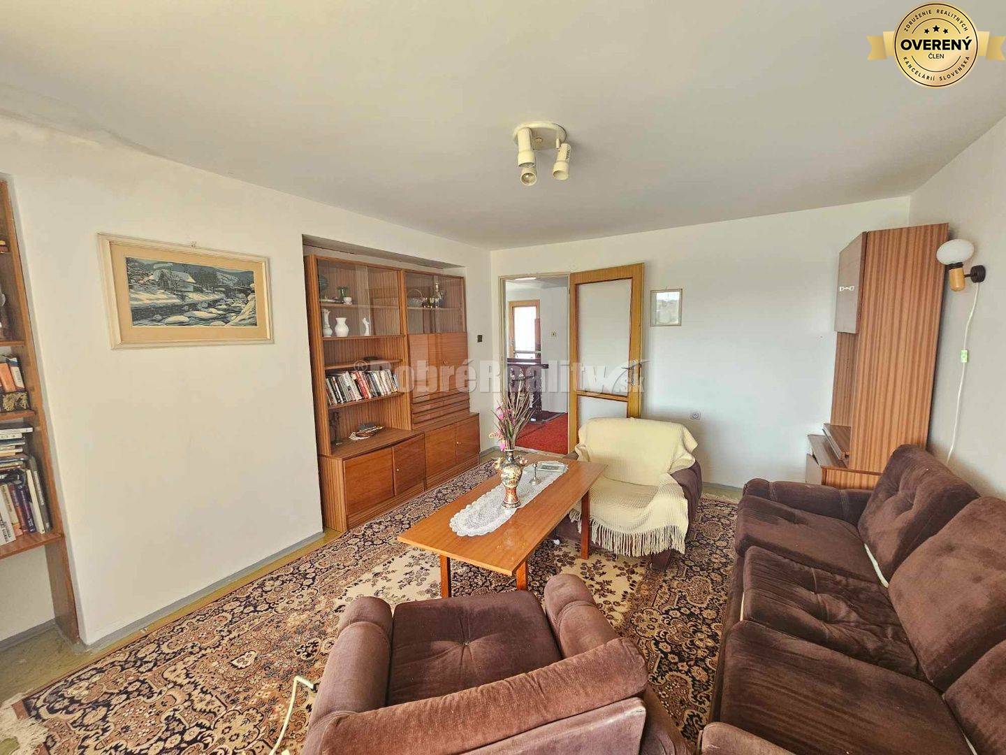 RD - ZOBOR na pozemku 575m2 - vhodný na bývanie, aj komerčné účely