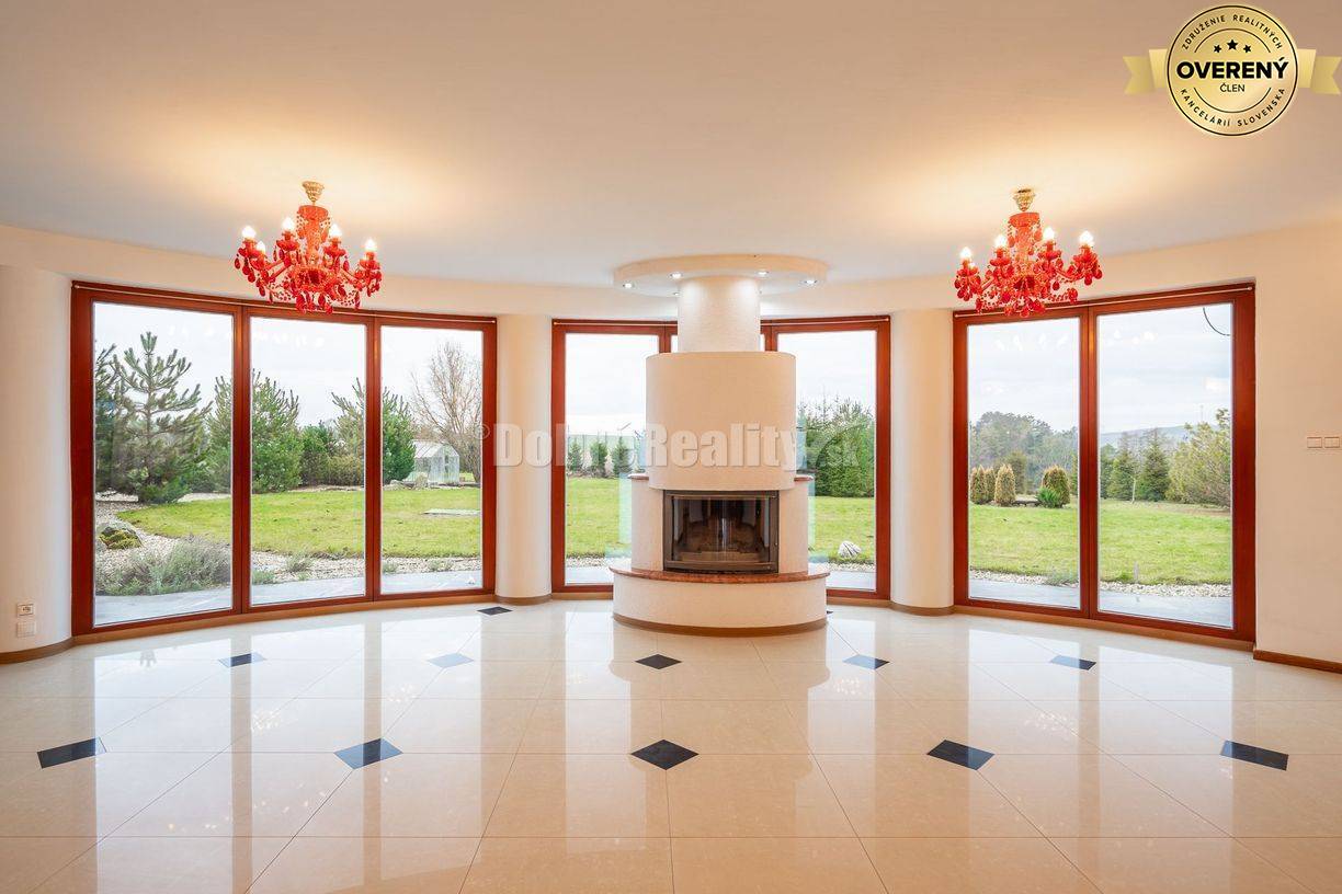 PREDAJ: Reprezentatívny objekt pre firemné využitie, 400 m² – Laskár,