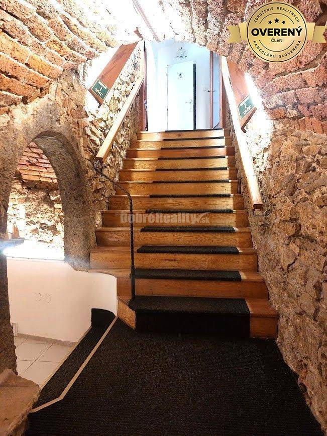 PRENÁJOM: ZAUJÍMAVÝ PRIESTOR, CENTRUM