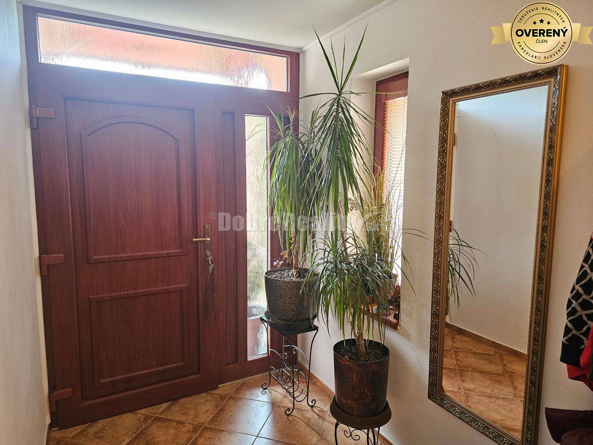 Pútavý rodinný dom v Piešťanoch neďaleko centra na