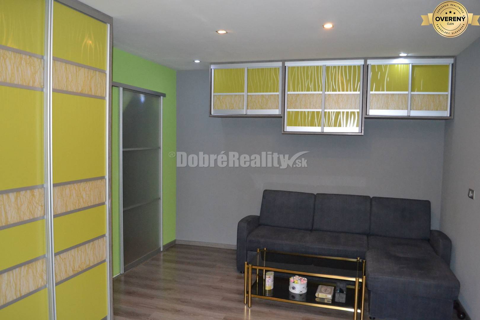 DOBRÉ REALITY ponúkajú na predaj panoramatický 2 izbový byt po komplet