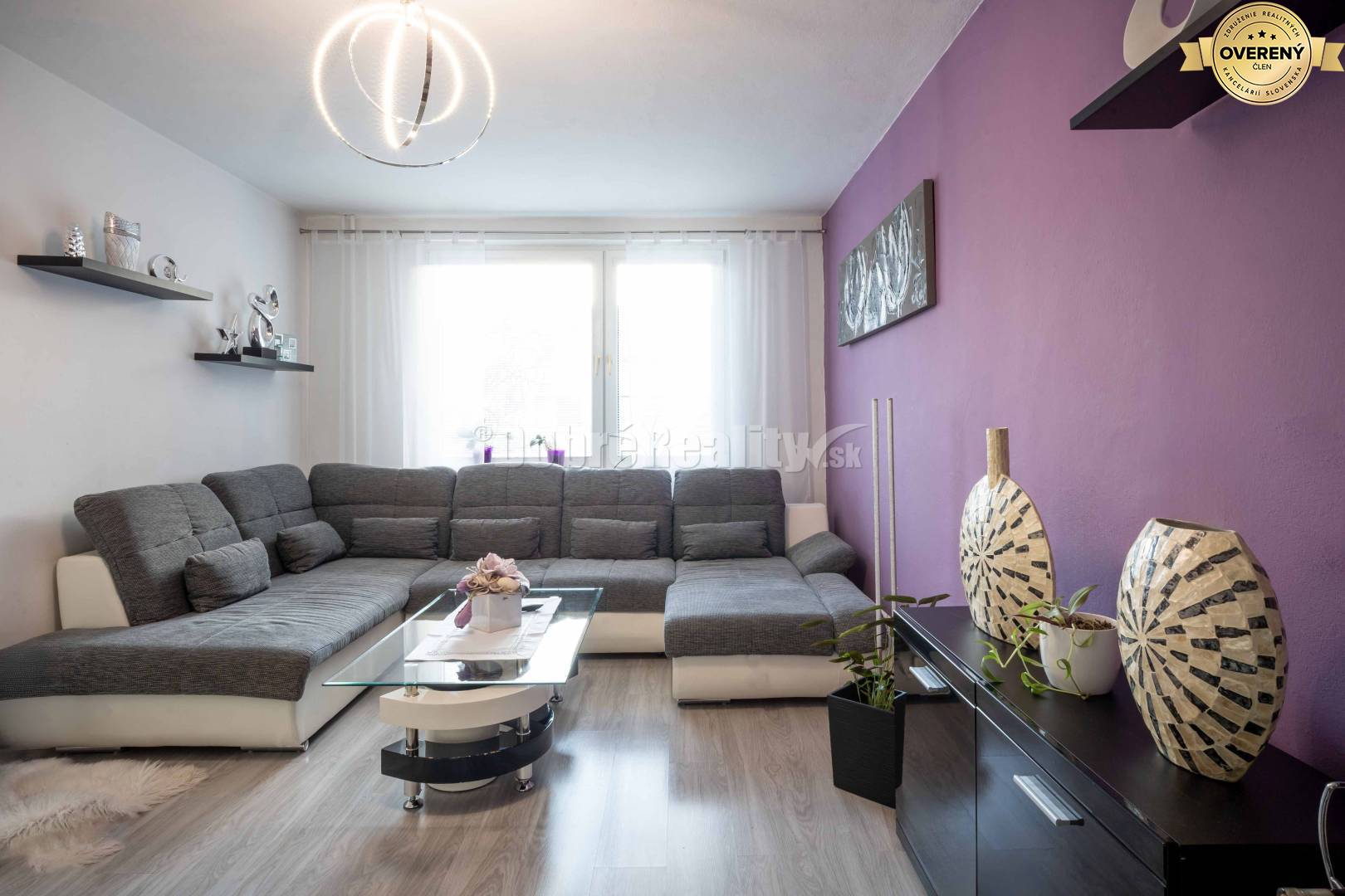 EXKLUZÍVNE NA PREDAJ - krásne zariadený 4 izbový byt po rekonštrukcii