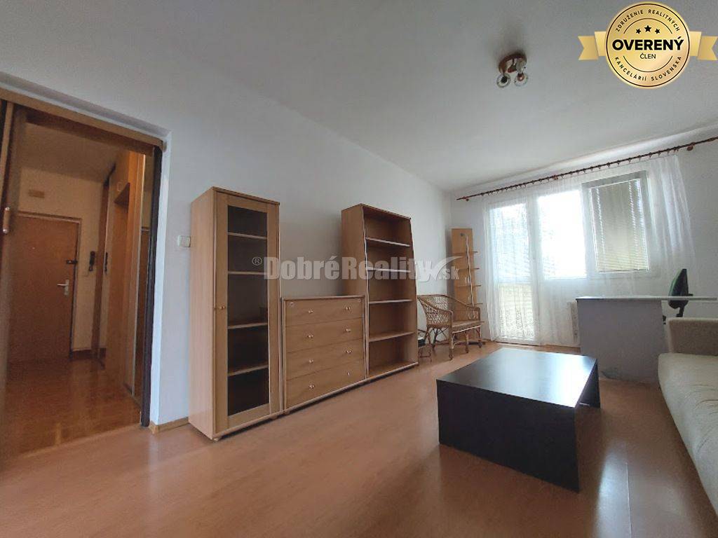 PRENÁJOM: 3 IZBOVÝ BYT S LOGGIOU V TOP LOKALITE, ŠVERMOVA ULICA