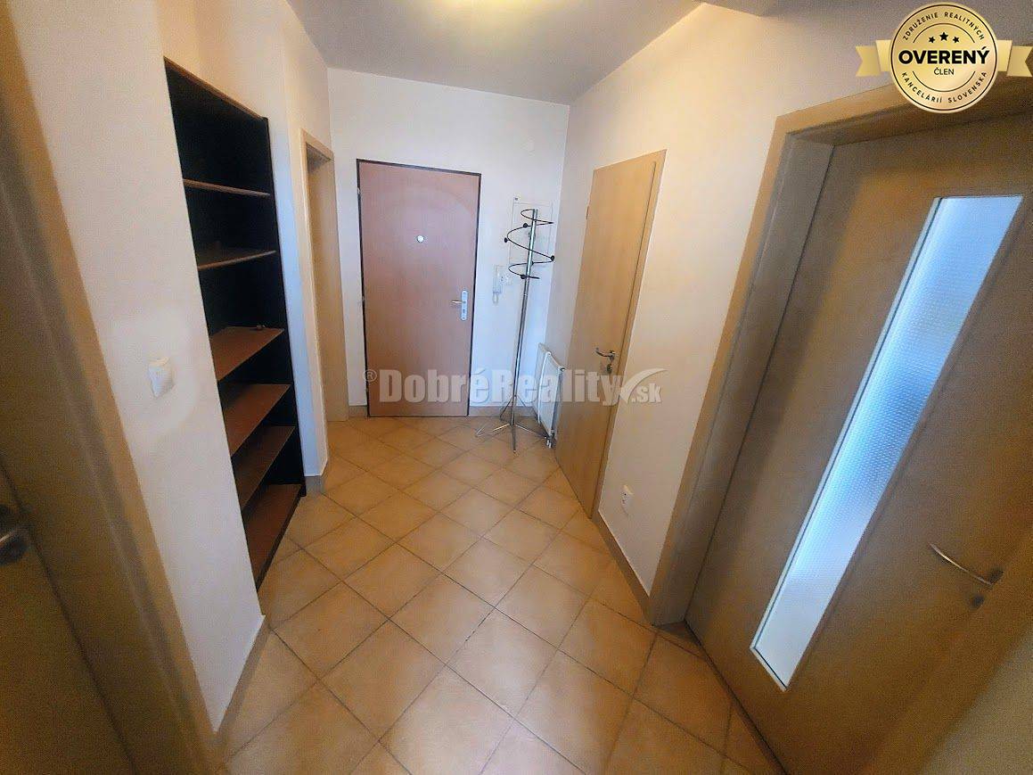 PRENÁJOM: SLNEČNÝ 2 IZBOVÝ BYT BEZ BALKÓNA, NOVOSTAVBA, CENTRUM