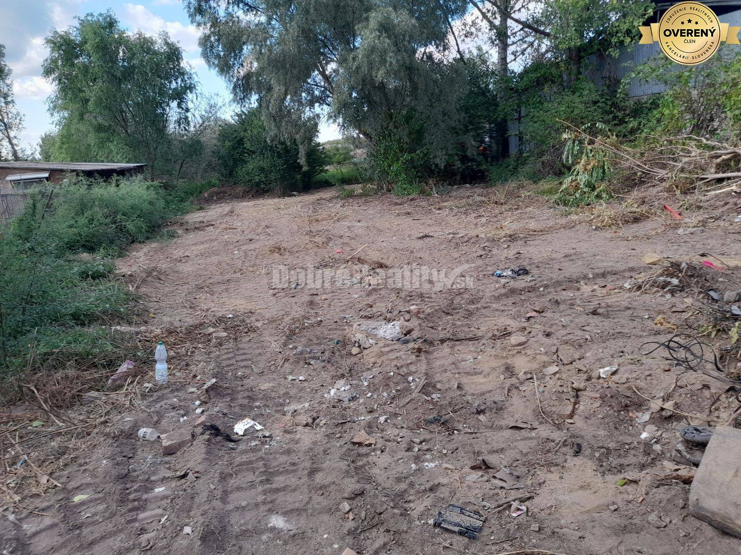 Stavebný pozemok Dvory nad Žitavou