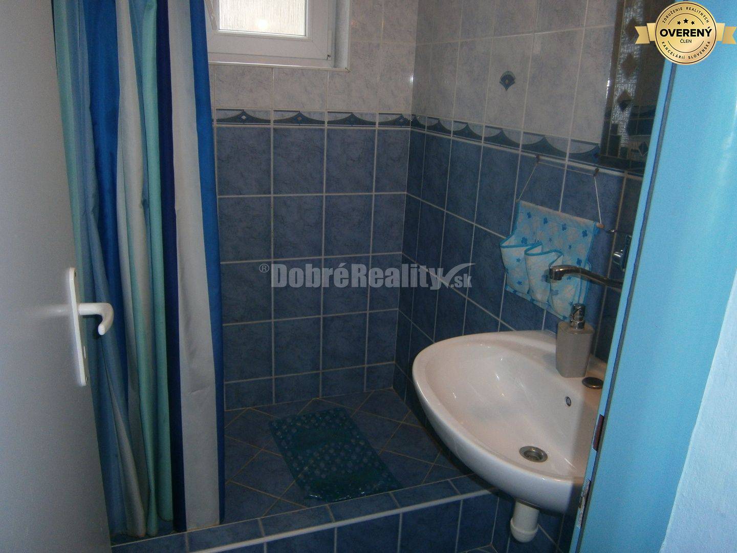 TOP: na predaj penzión v obci Podhájska !