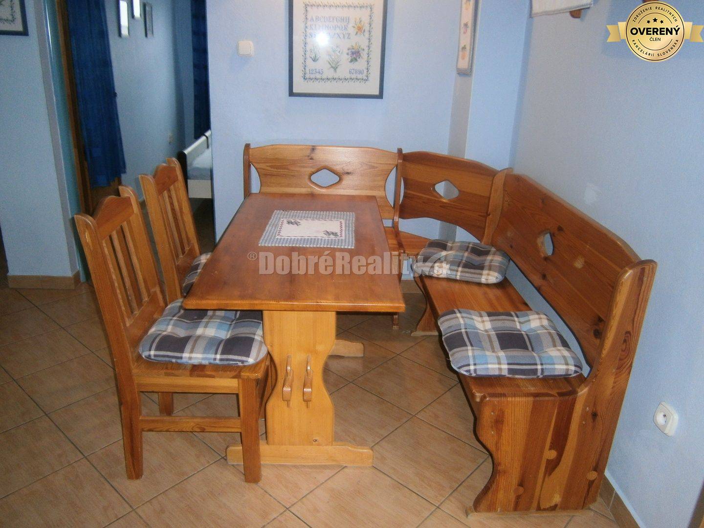 TOP: na predaj penzión v obci Podhájska !