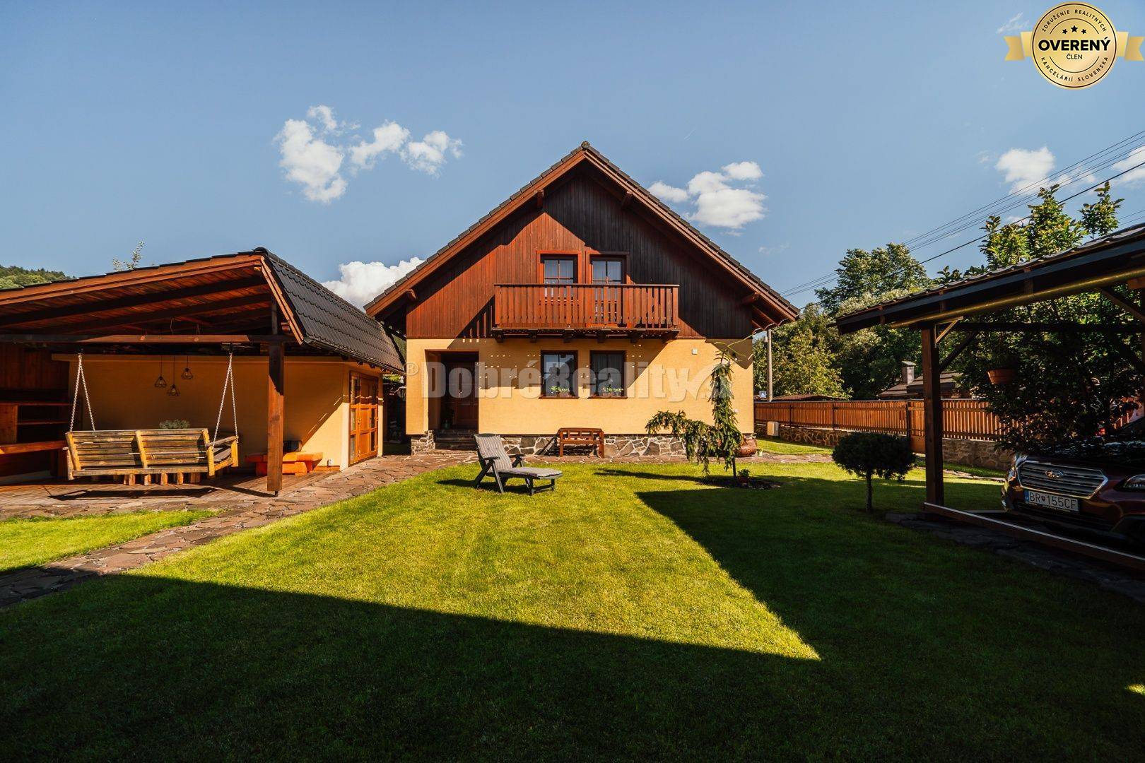 PREDAJ: Rodinný dom na brehu Čierneho Hrona s menším pozemkom, 160 m2,