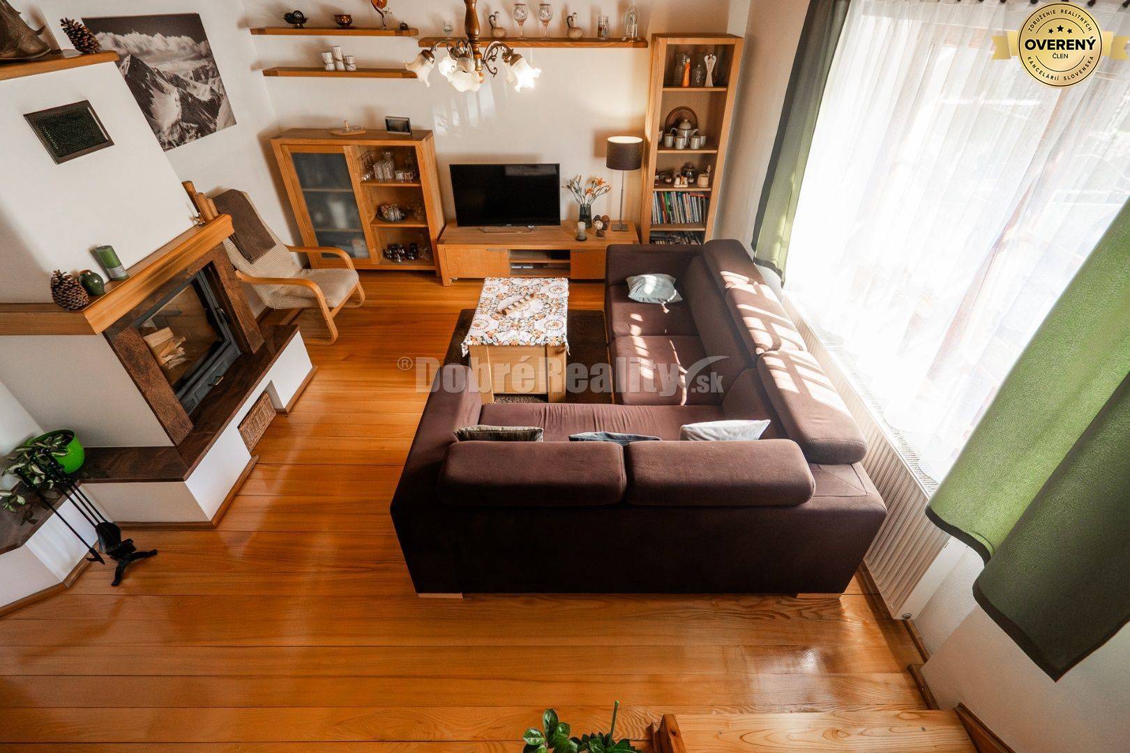 PREDAJ: Rodinný dom na brehu Čierneho Hrona s menším pozemkom, 160 m2,