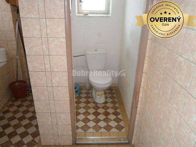 Predaj rodinného domu, Nálepkova, Nálepkova, Komárno
