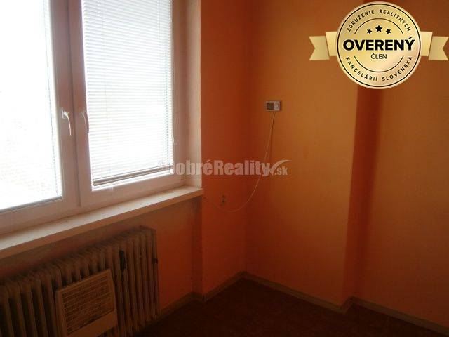 Dobré reality ponúkajú Rodinný dom v centre mesta Hurbanovo na predaj