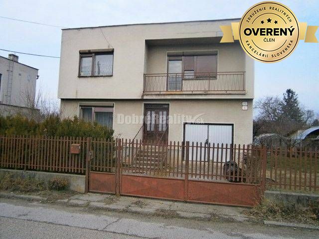Predaj rodinného domu, Nálepkova, Nálepkova, Komárno