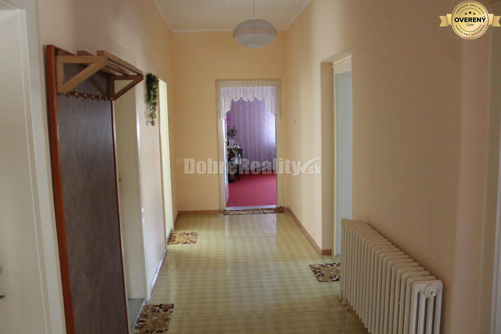 PREDAJ : Rodinný dom Zlaté Moravce