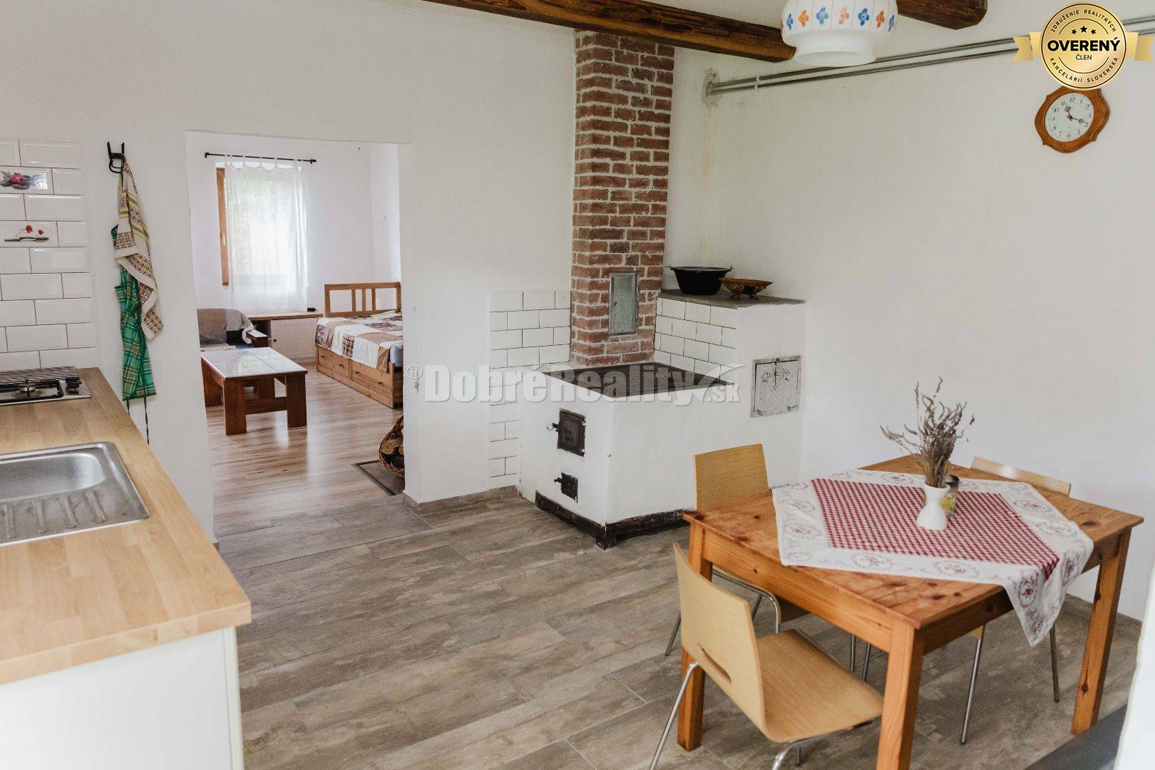 Dobré Reality- Sebestačný vidiecky areál s možnosťou rozdelenia na 2 s