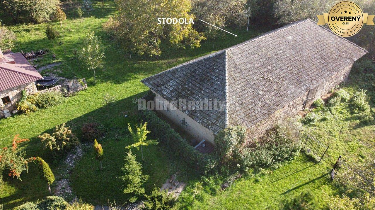 Dobré Reality- Sebestačný vidiecky areál s možnosťou rozdelenia na 2 s