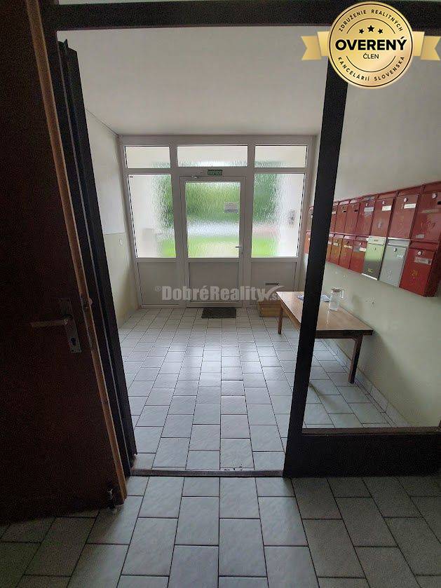 DOBRÉ REALITY - Na predaj, zariadený 1-i, byt, Necpaly-rezervovaný!