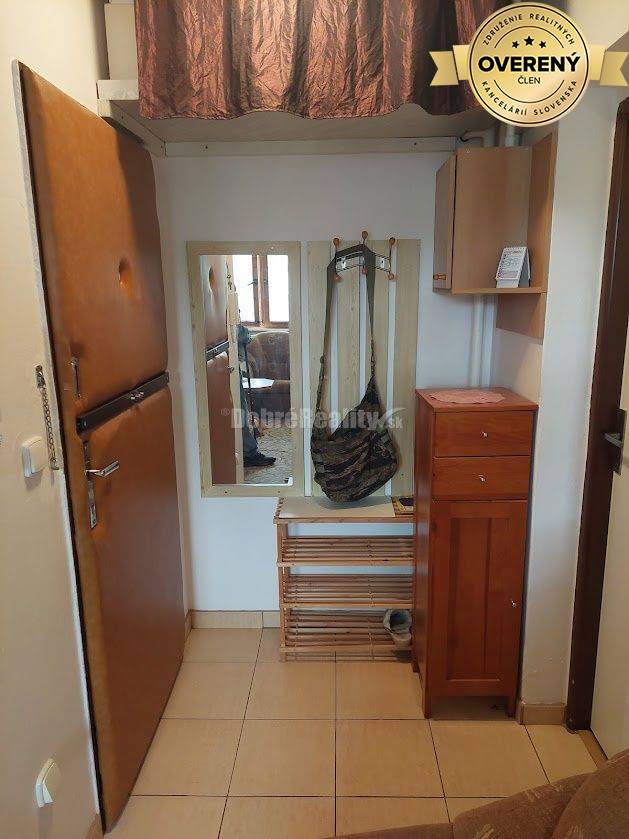 DOBRÉ REALITY - Na predaj, zariadený 1-i, byt, Necpaly-znížená cena!