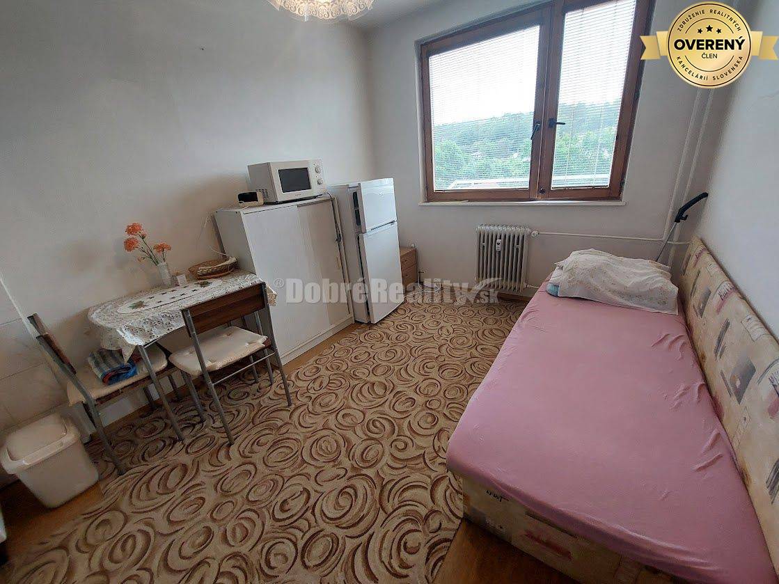 DOBRÉ REALITY - Na predaj, zariadený 1-i, byt, Necpaly-rezervovaný!