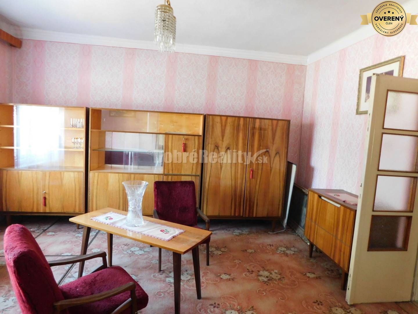 Ponúkame Vám na predaj 4-izb. rodinný dom vo Dvoroch nad Žitavou len 8