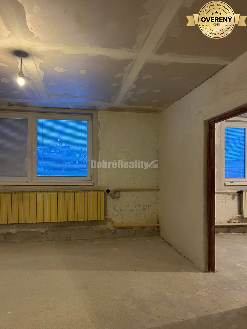 Novinka v obci Neded, pôvodný 3 - izbový rodinný dom na predaj.