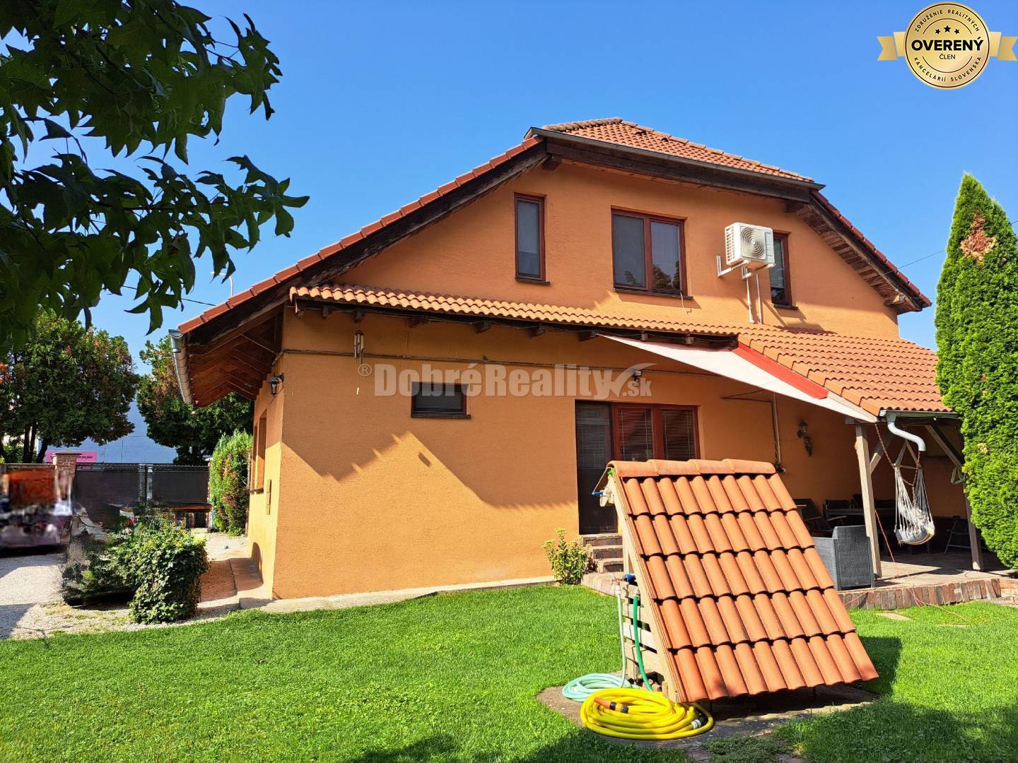 Znížená cena-centrum mesta - priestanný dvojpodlažný dom 176m2 úžitkov