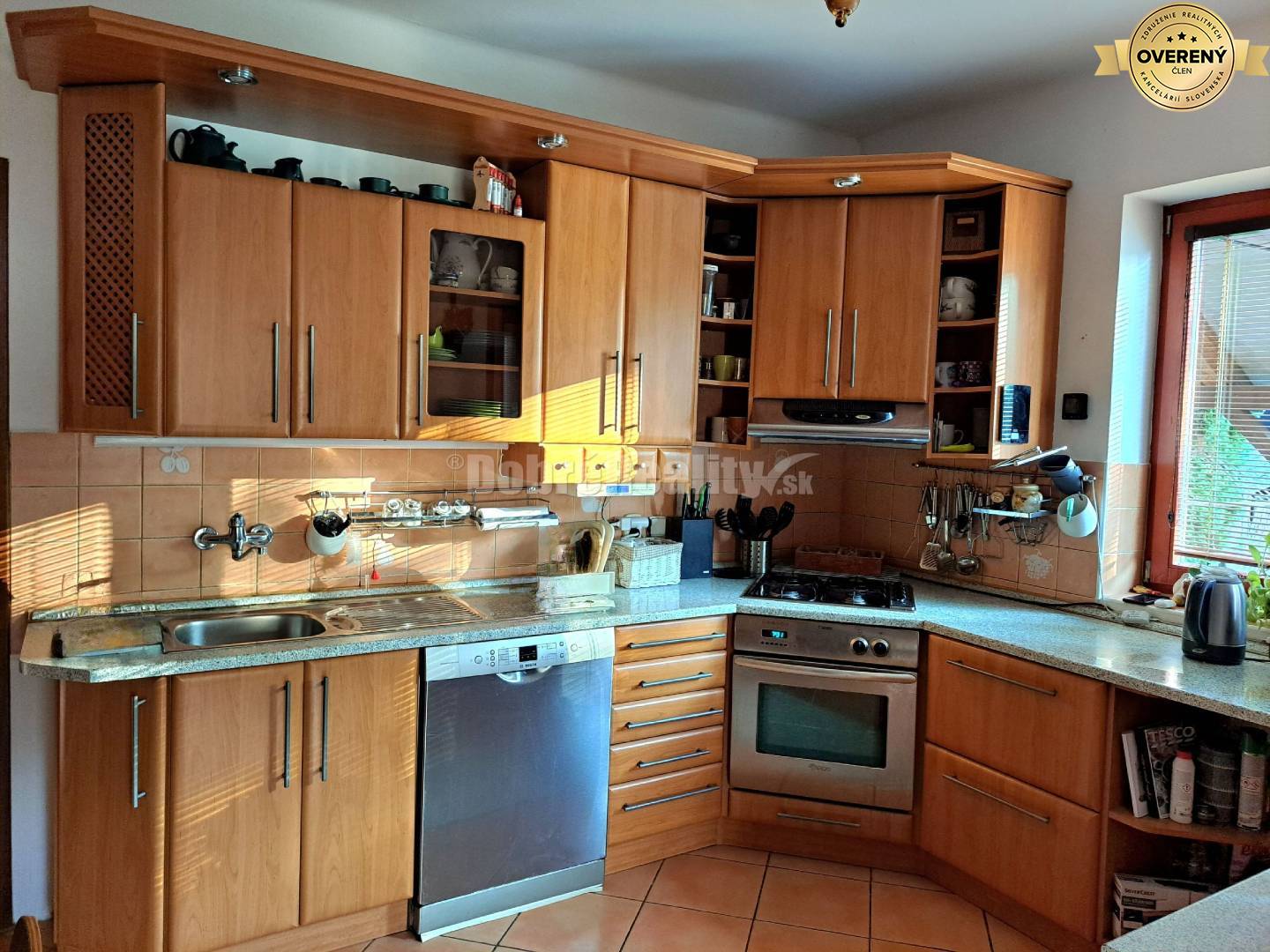 Znížená cena-centrum mesta - priestanný dvojpodlažný dom 176m2 úžitkov