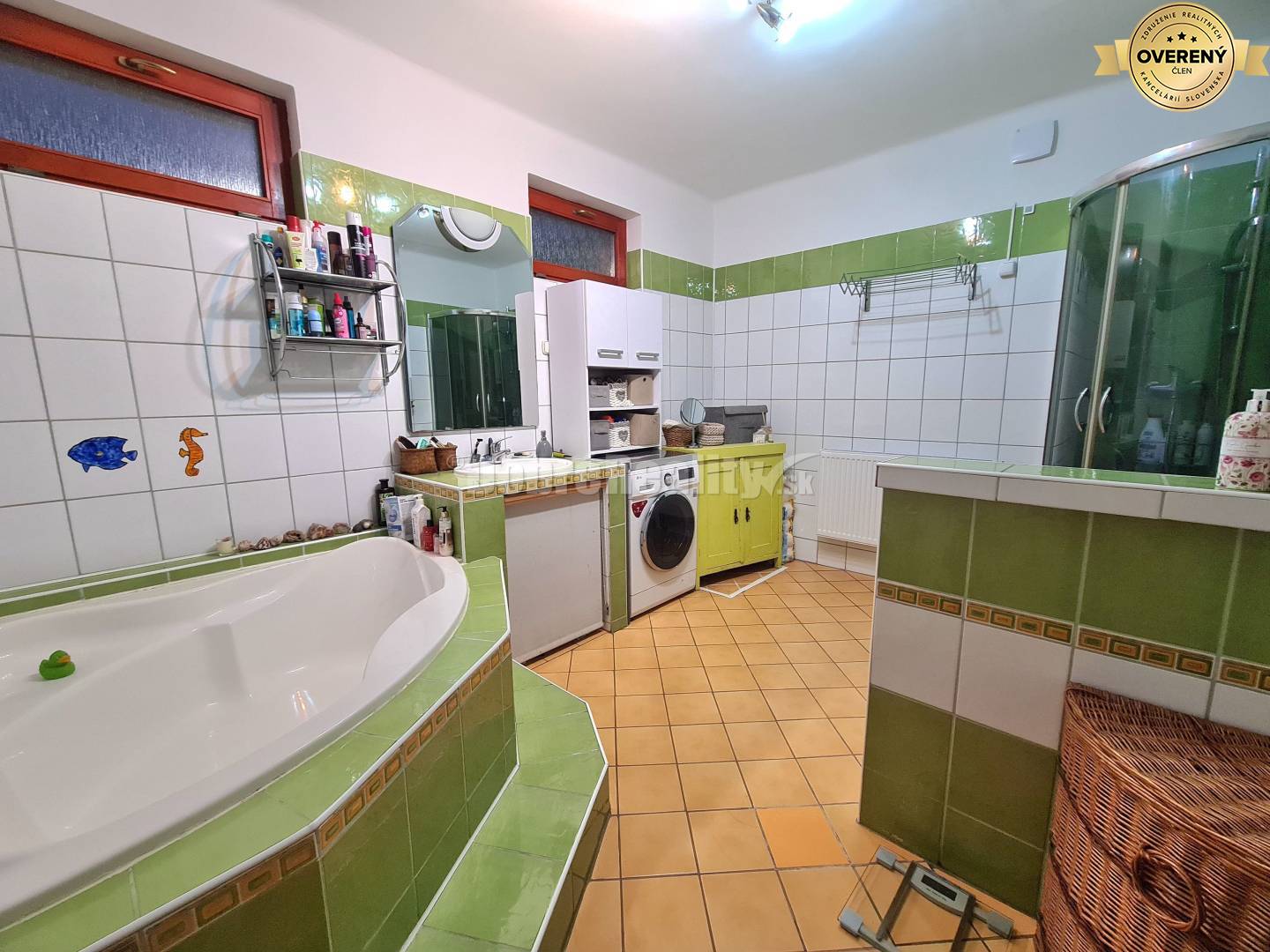 Znížená cena-centrum mesta - priestanný dvojpodlažný dom 176m2 úžitkov