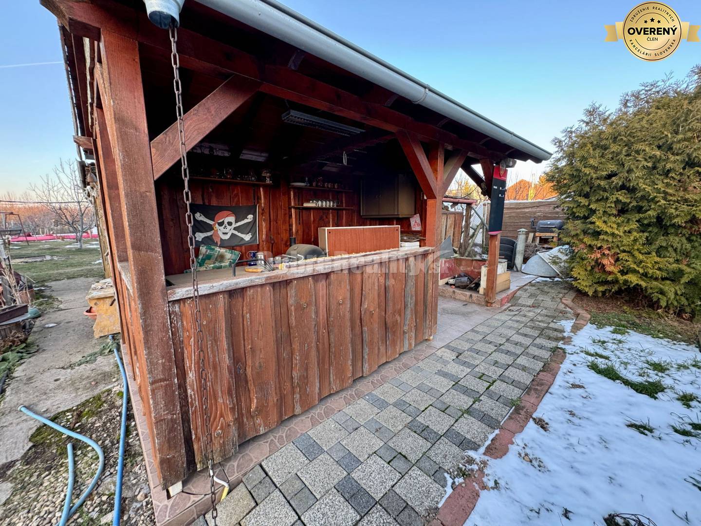 Dobré reality ponúkajú IBA U NÁS na predaj prerobený 2 izbový byt s ga