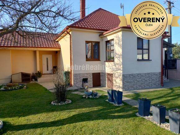 SUPER PONUKA pekného RD v Kostolnom Seku