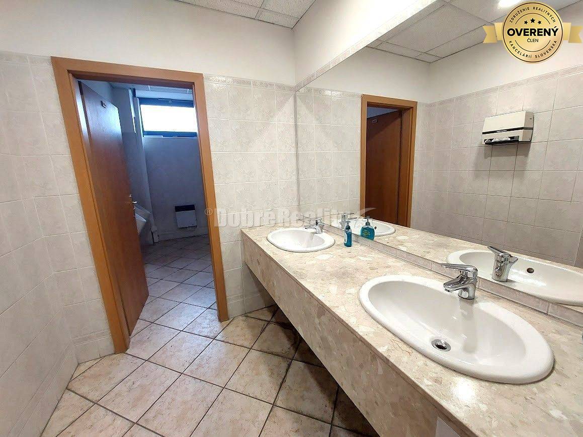 PRENÁJOM: KANCELÁRSKY PRIESTOR V CENTRE BANSKEJ BYSTRICE