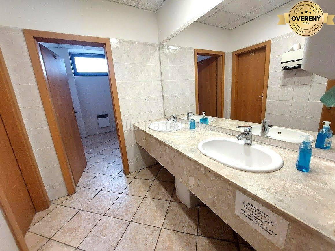 PRENÁJOM: KANCELÁRSKY PRIESTOR V CENTRE BANSKEJ BYSTRICE