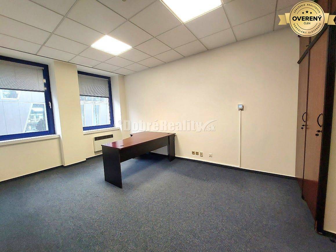 PRENÁJOM: KANCELÁRSKY PRIESTOR V CENTRE BANSKEJ BYSTRICE