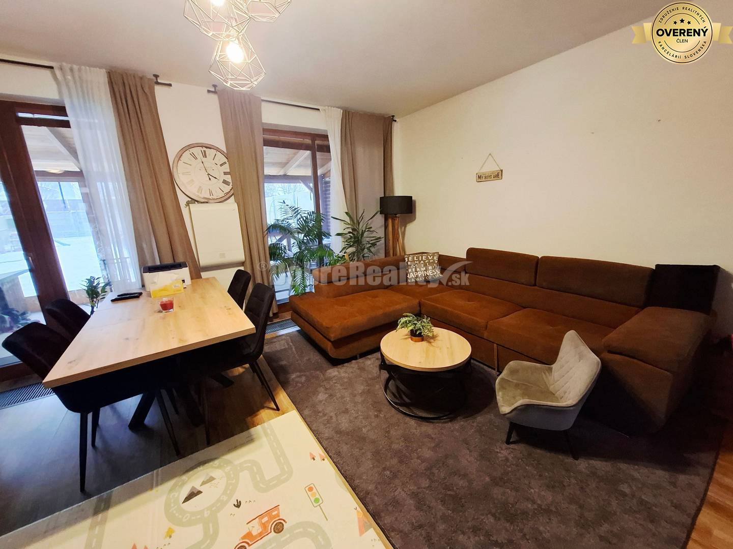 Dobre reality Ponukame na prenájom krásny RD