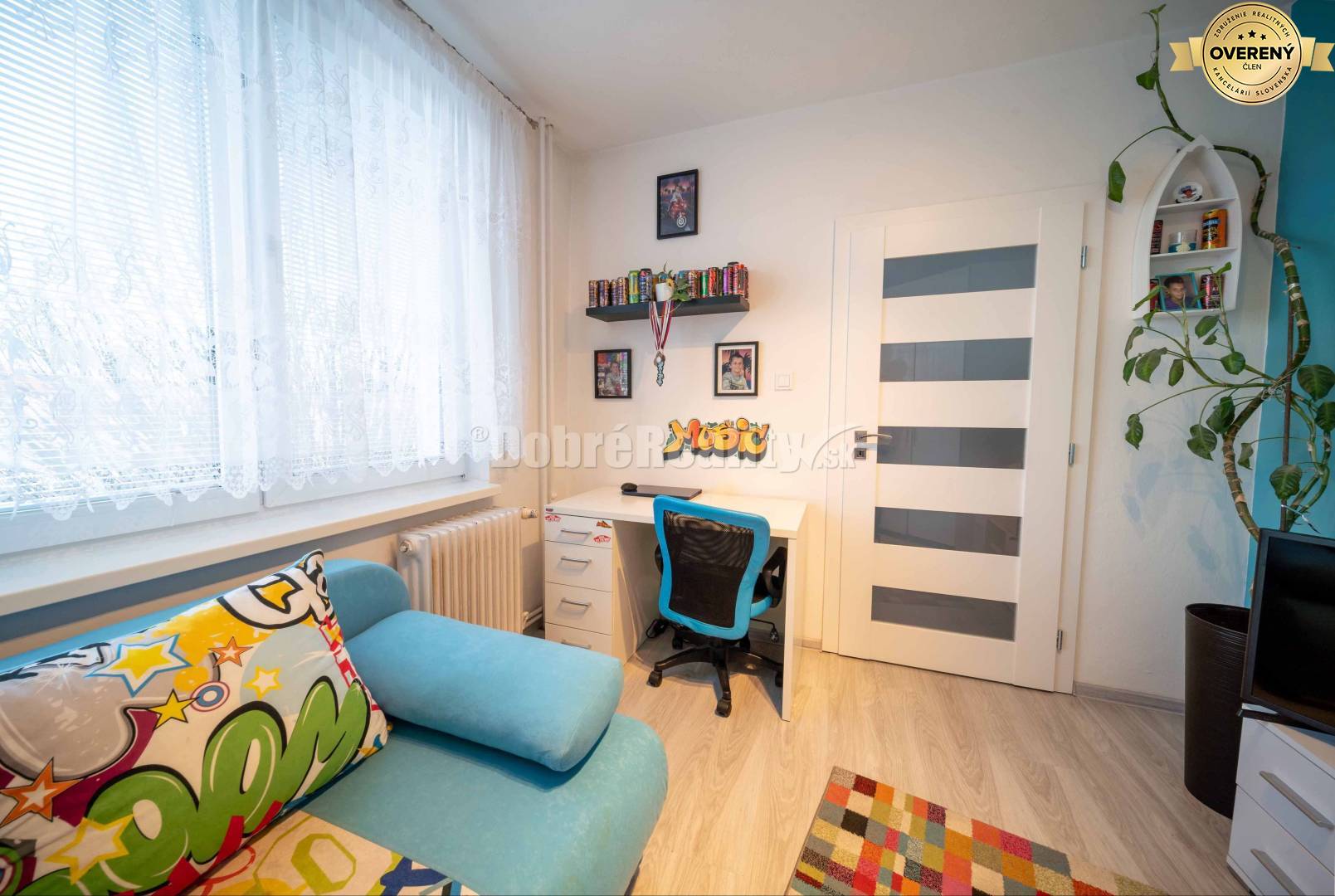 EXKLUZÍVNE NA PREDAJ - veľký 4-izbový byt na Vodárenskej ulici