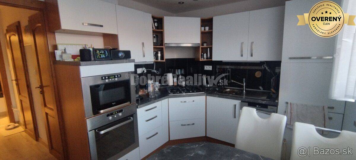 3-izbový byt s 2 garážami a výhľadom na Vysoké Tatry – Veľká Lomnica